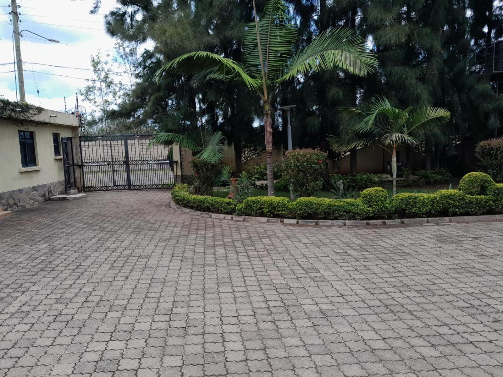 Florances Rest House Nairobi Exteriör bild
